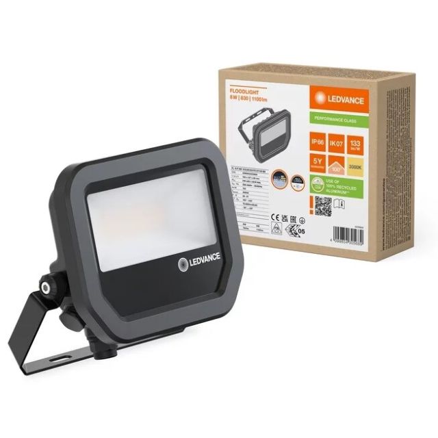 Proyector exterior Led Floodlight negro 8W 3000K 800Lm IP65 (Ledvance 305689)